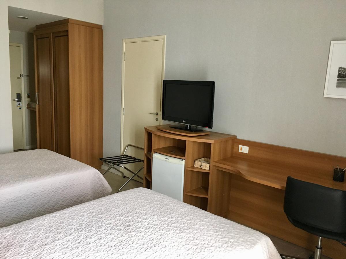Flat Na Avenida Sabia-Moema Apartment Сао Паоло Екстериор снимка